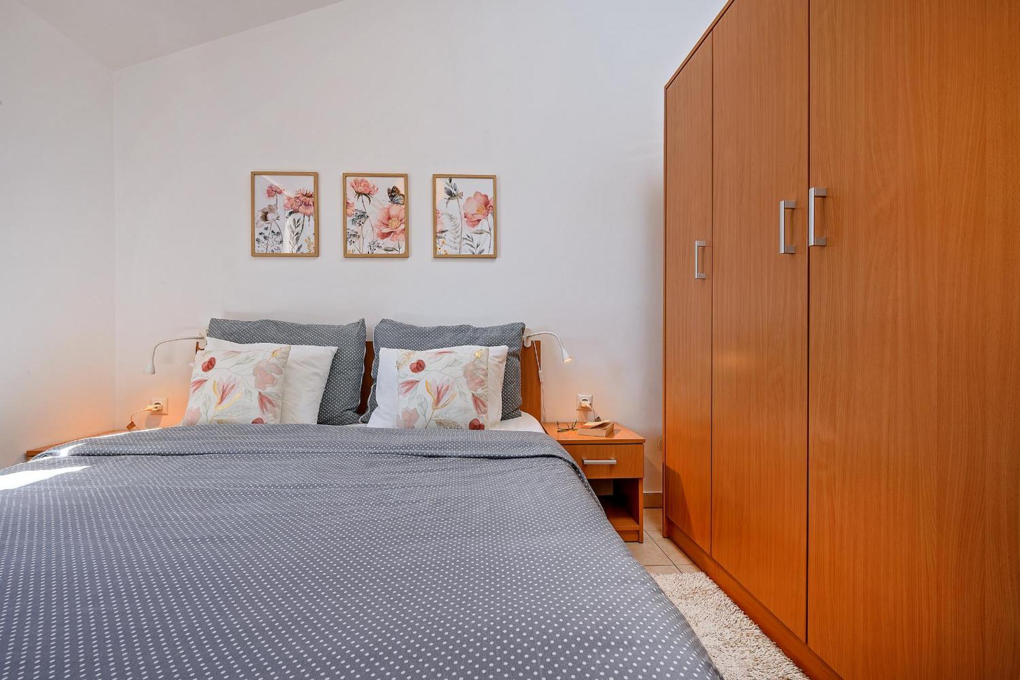 Apartment Mare Komiza Exterior photo