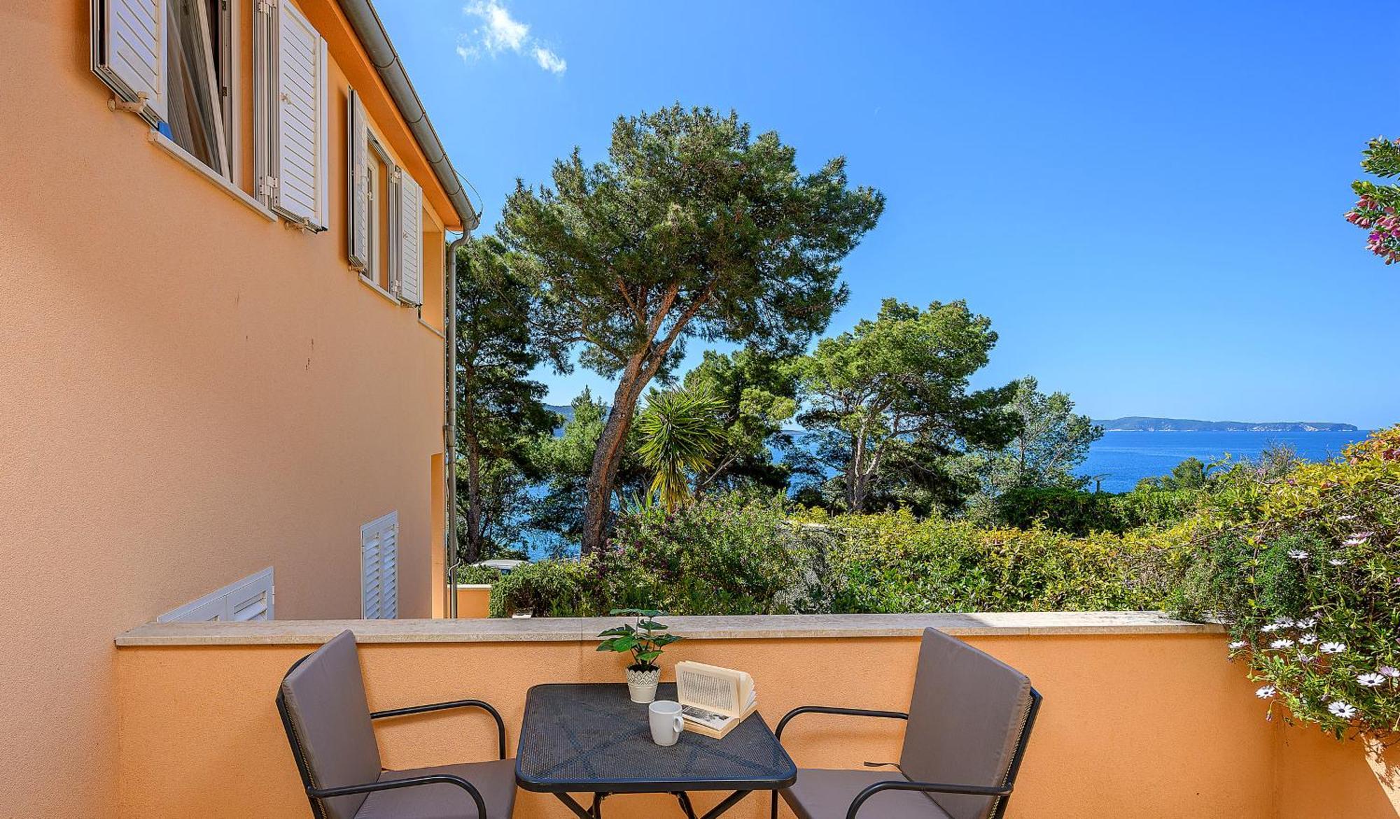 Apartment Mare Komiza Exterior photo
